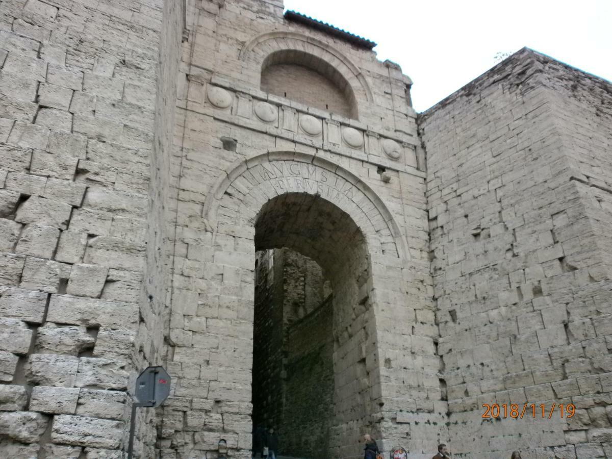 Appartamento Via Ciatti Perugia Exteriör bild