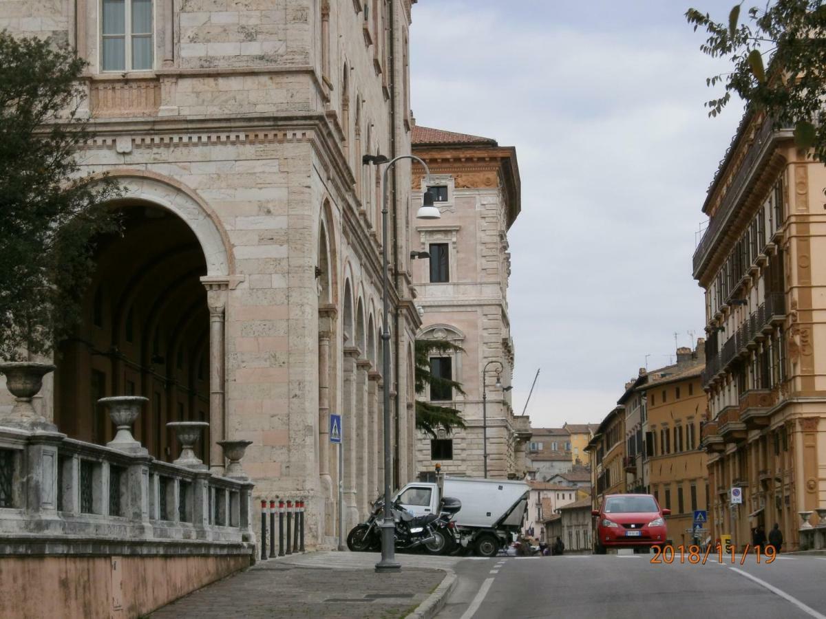 Appartamento Via Ciatti Perugia Exteriör bild